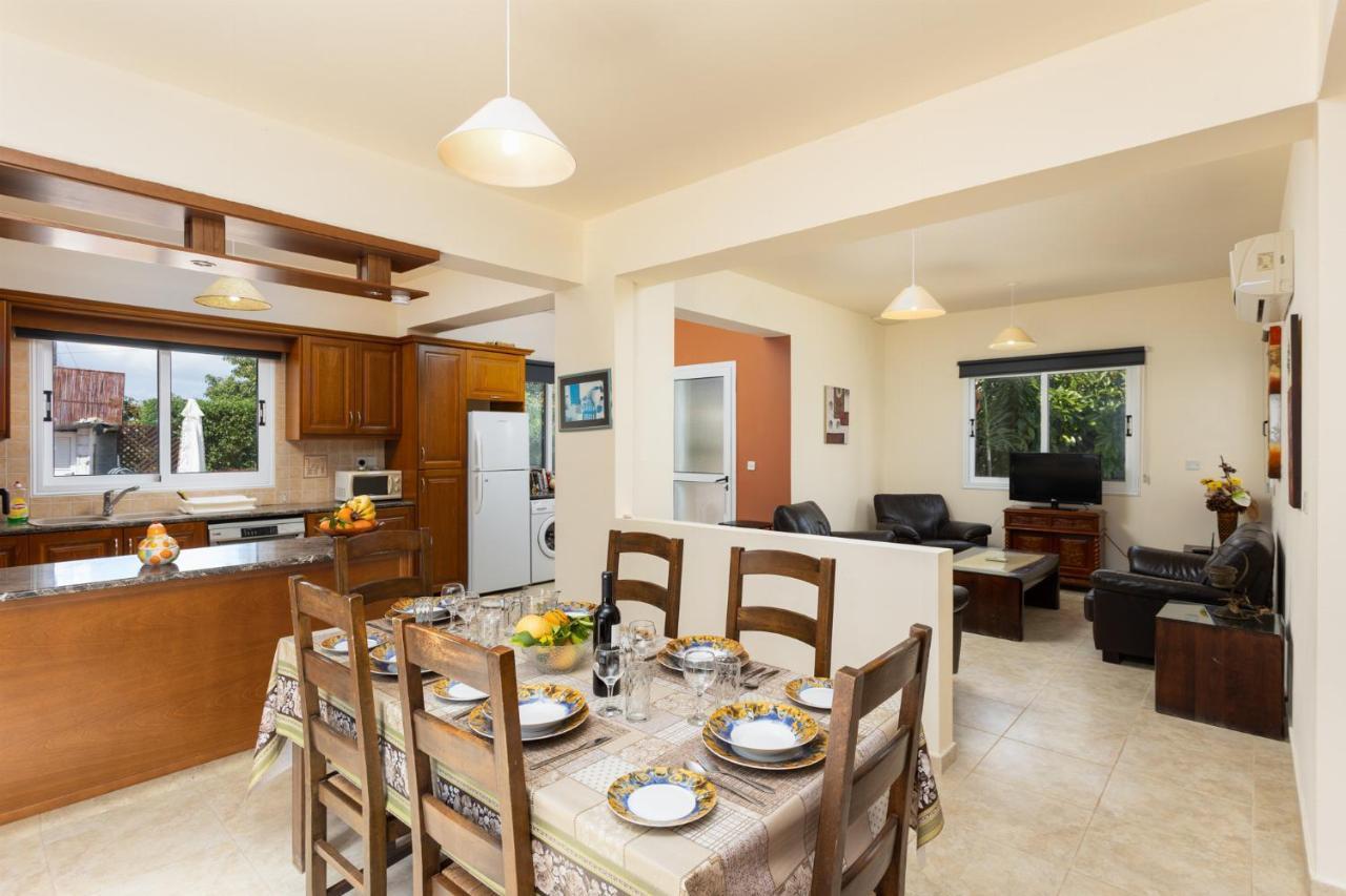 Villa Kleopatra Пафос Екстериор снимка