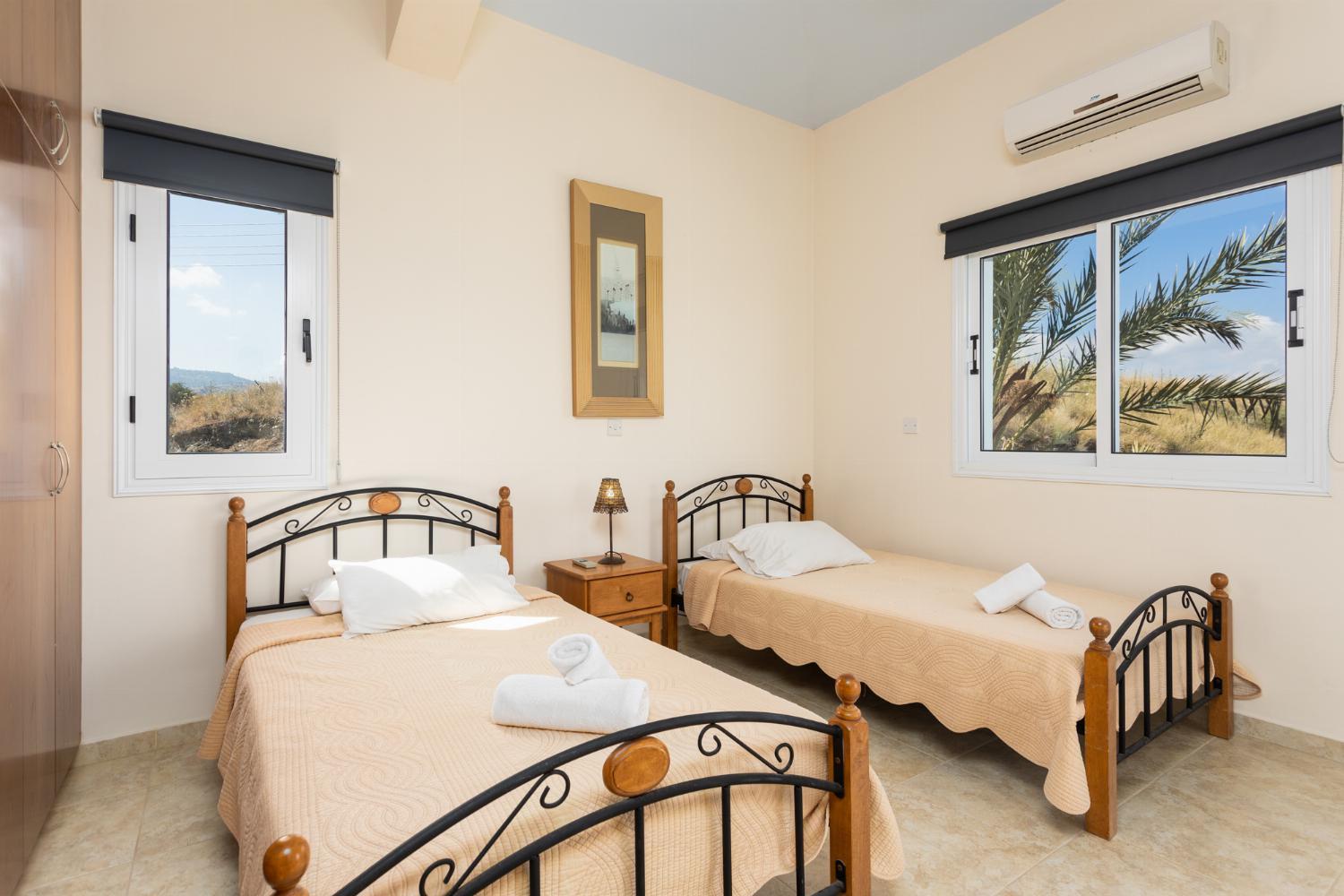 Villa Kleopatra Пафос Екстериор снимка